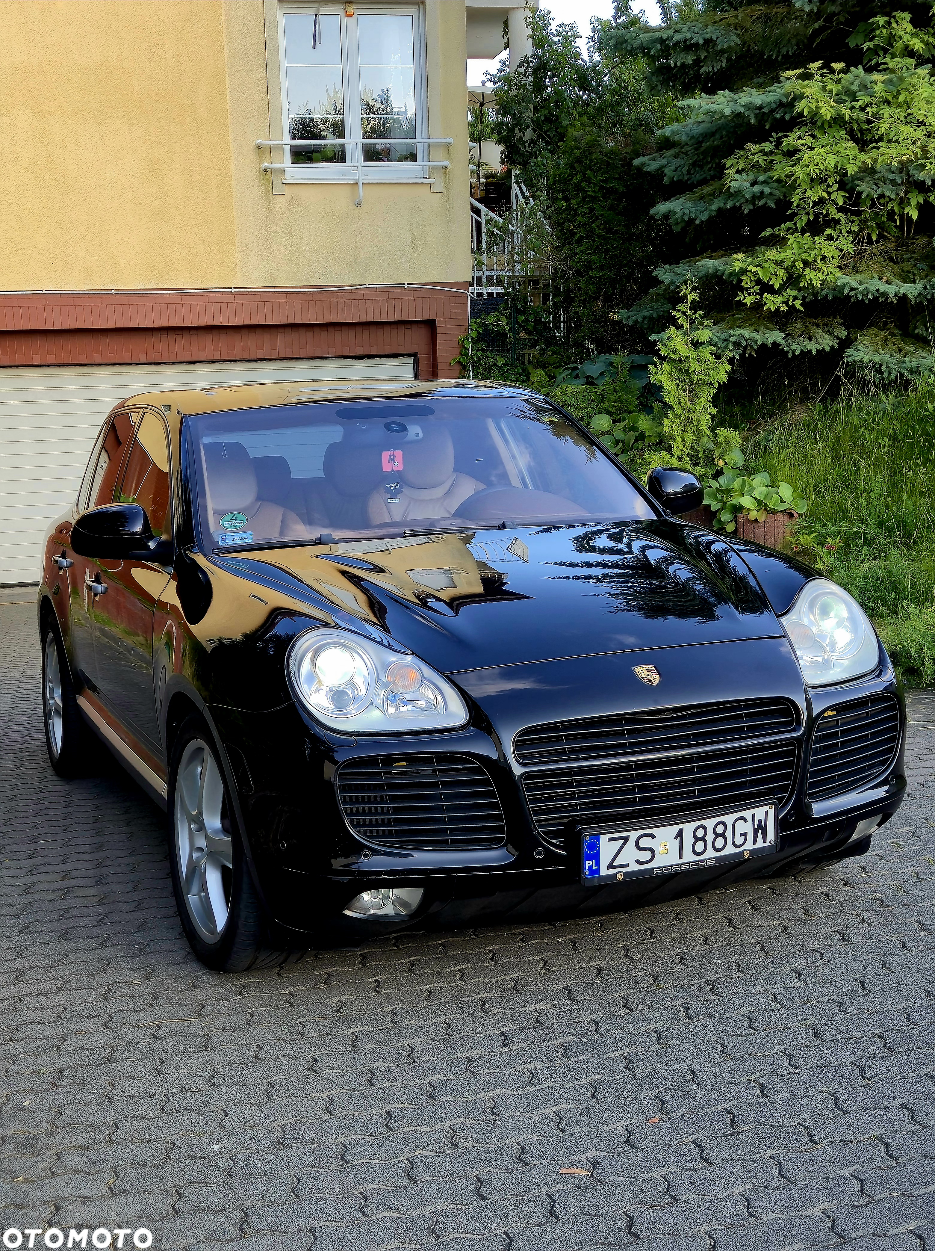 Porsche Cayenne Turbo - 10