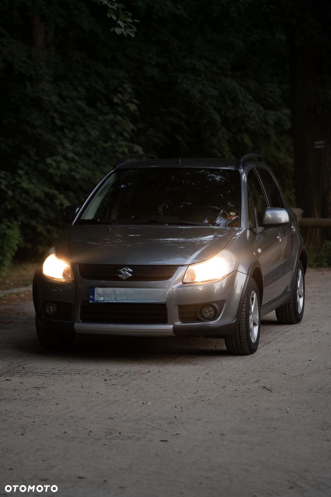Suzuki SX4 1.6 GS / Premium - 1