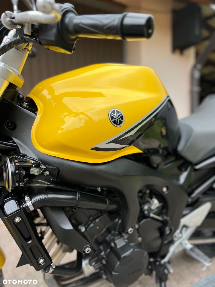 Yamaha FZ6 - 20
