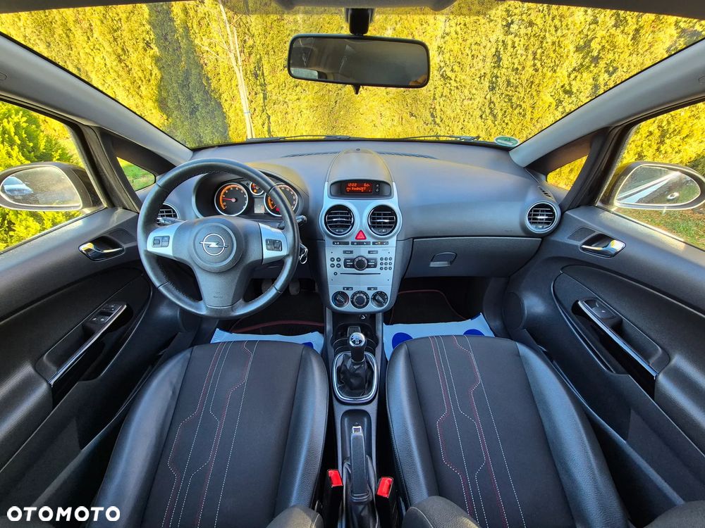 Opel Corsa 1.4 16V EcoFLEX Start-Stop 150 Jahre - 28