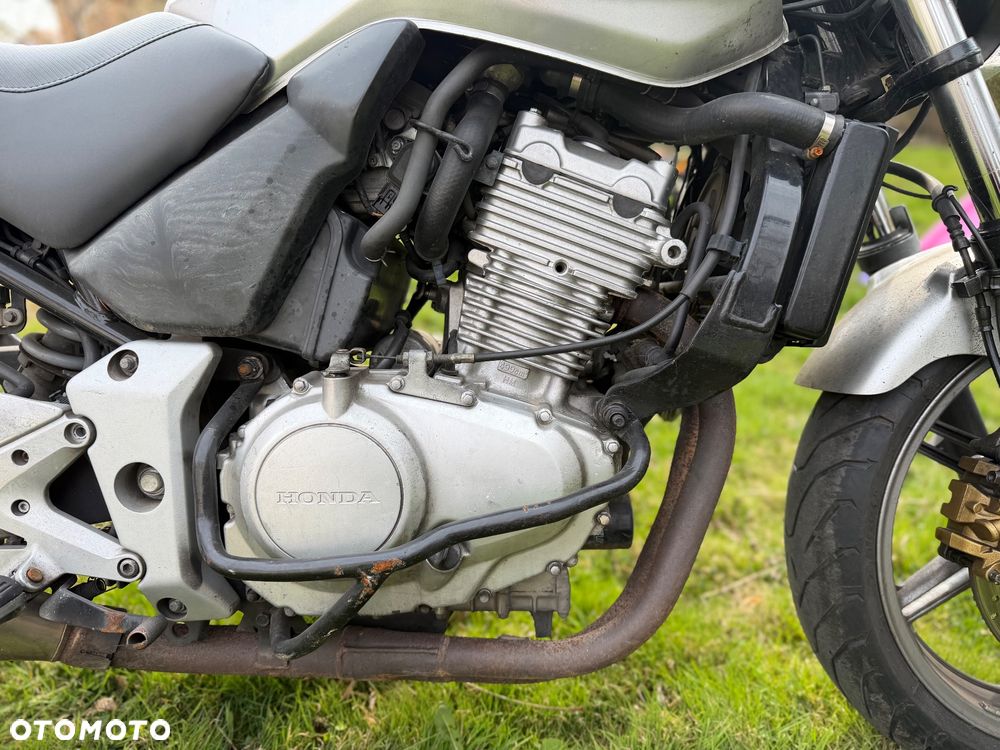 Honda CBF - 12