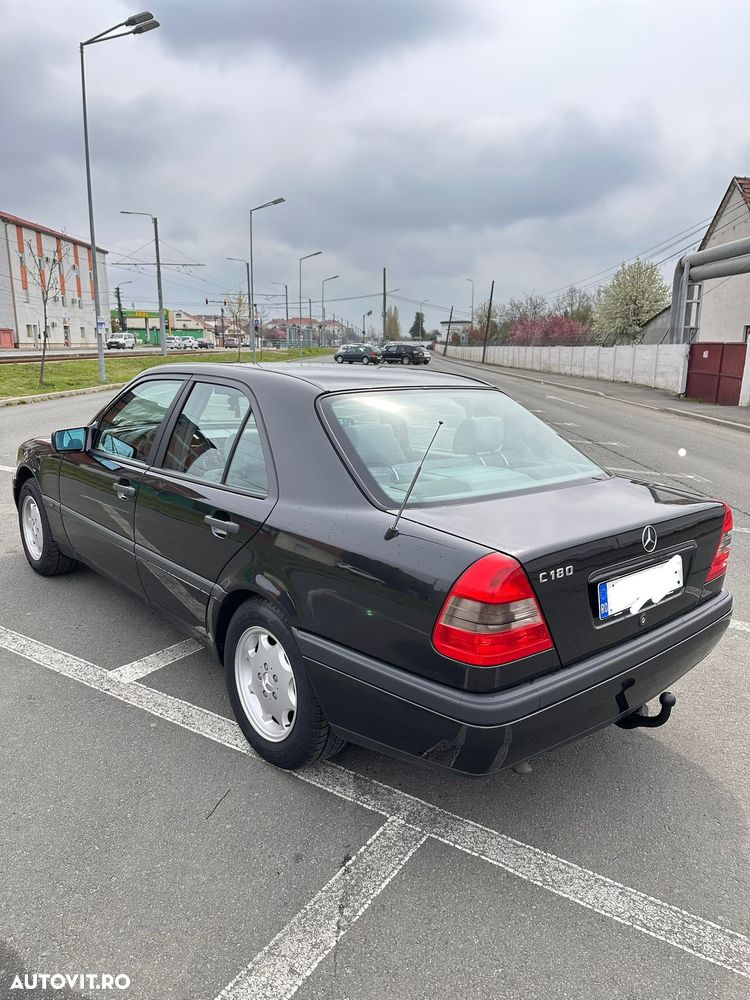 Mercedes-Benz C - 3