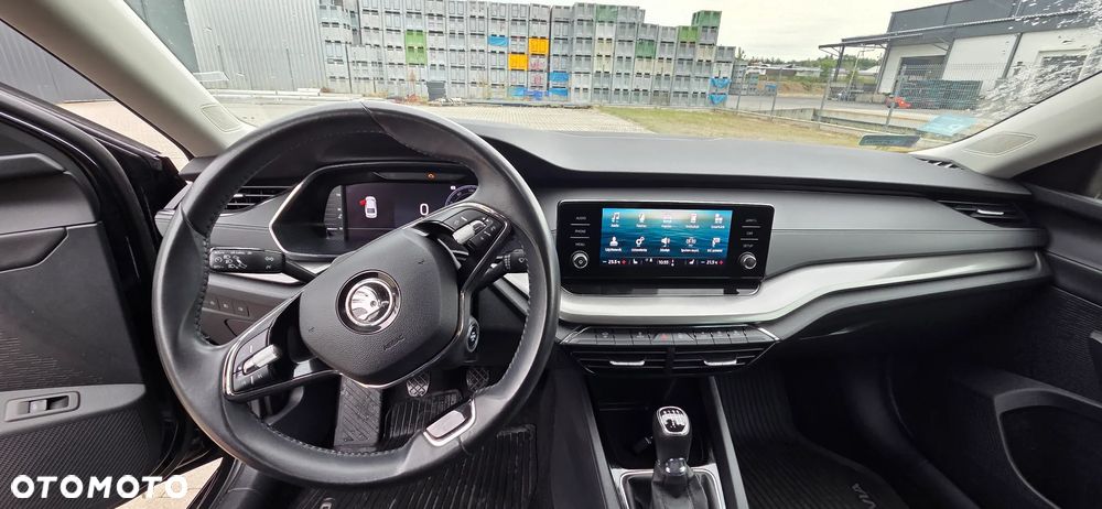 Skoda Octavia 1.5 TSI ACT Ambition - 8