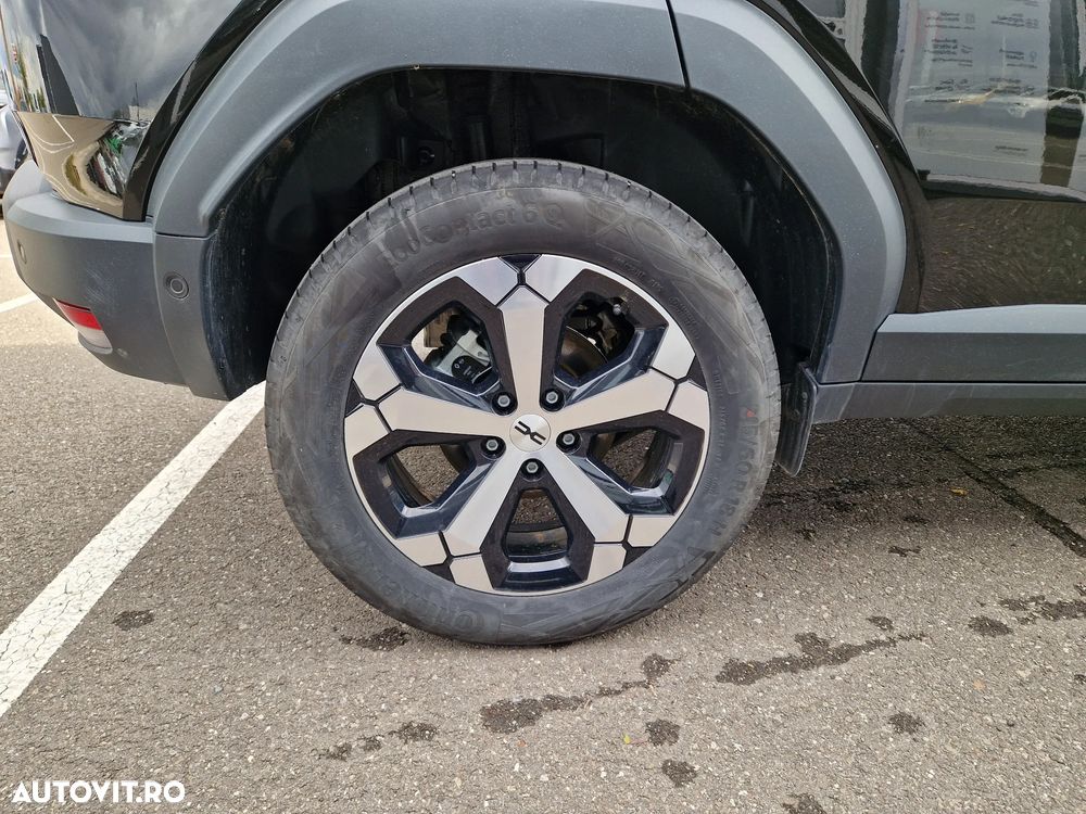 Dacia Duster HEV 140 Journey - 11