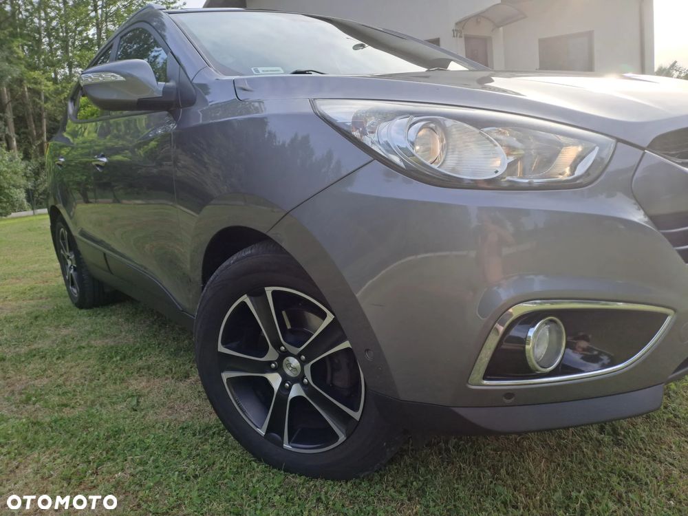 Hyundai ix35 2.0 CRDi 4WD Automatik Premium - 4