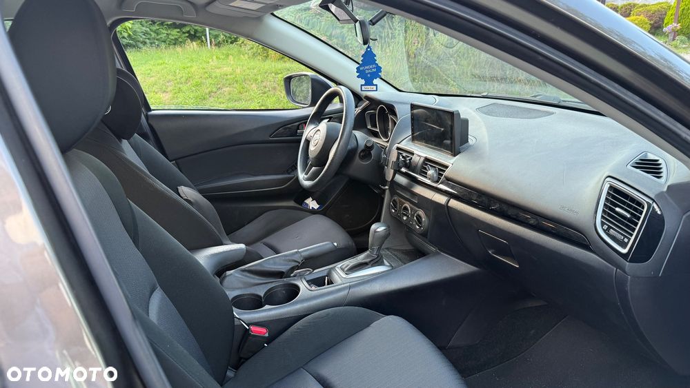Mazda 3 - 9