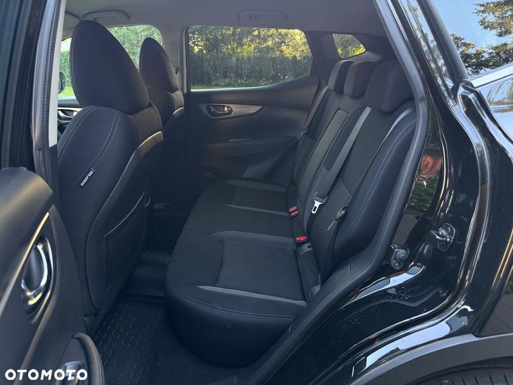 Nissan Qashqai 1.7 dCi Xtronic ALL-MODE 4x4i TEKNA - 27