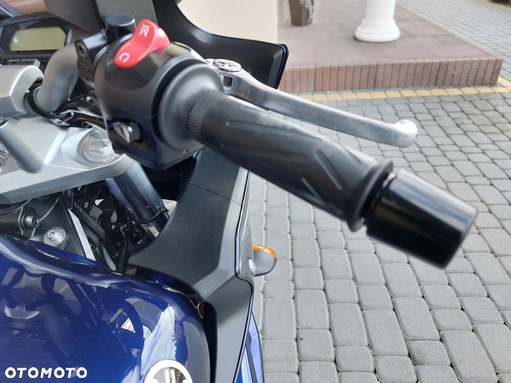 Yamaha FZ6 - 21