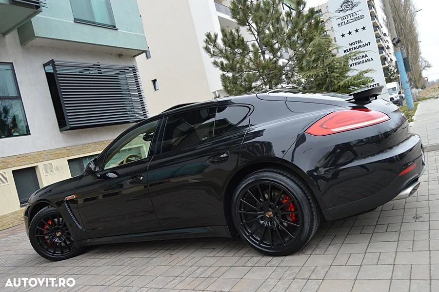 Porsche Panamera 3.0 Tiptronic S - 33