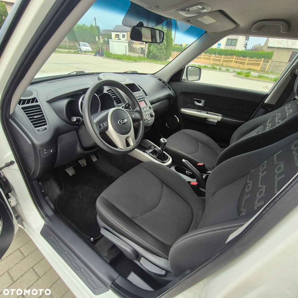 Kia Soul 1.6 GDI M - 12