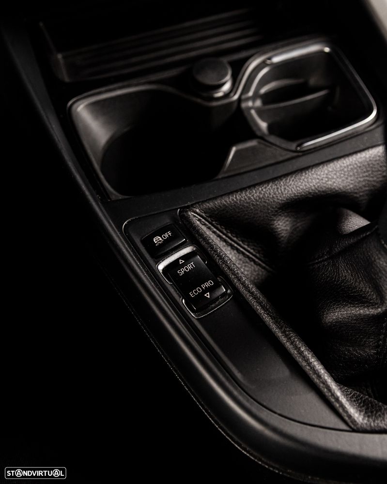 BMW 120 d M Sport - 16