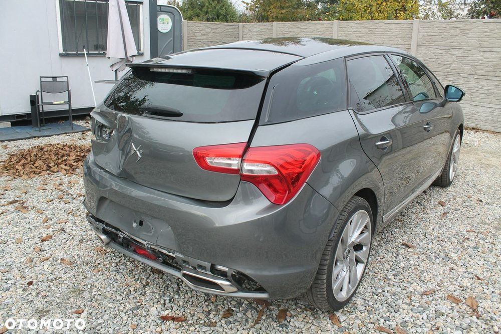 Citroën DS5 - 5