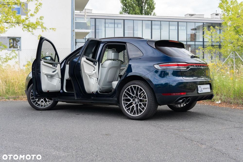 Porsche Macan Standard - 2
