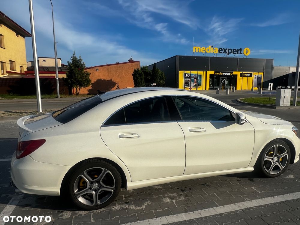 Mercedes-Benz CLA 250 4-Matic - 6