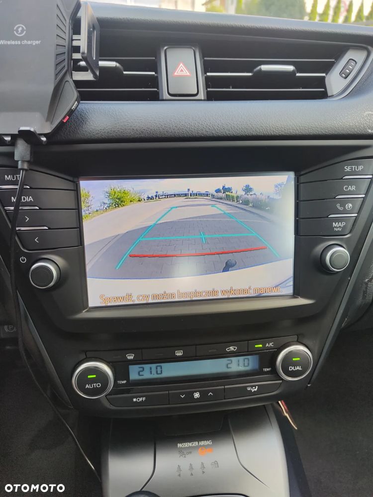 Toyota Avensis - 18