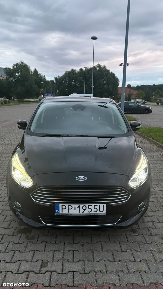Ford S-Max 2.0 TDCi Titanium PowerShift - 2