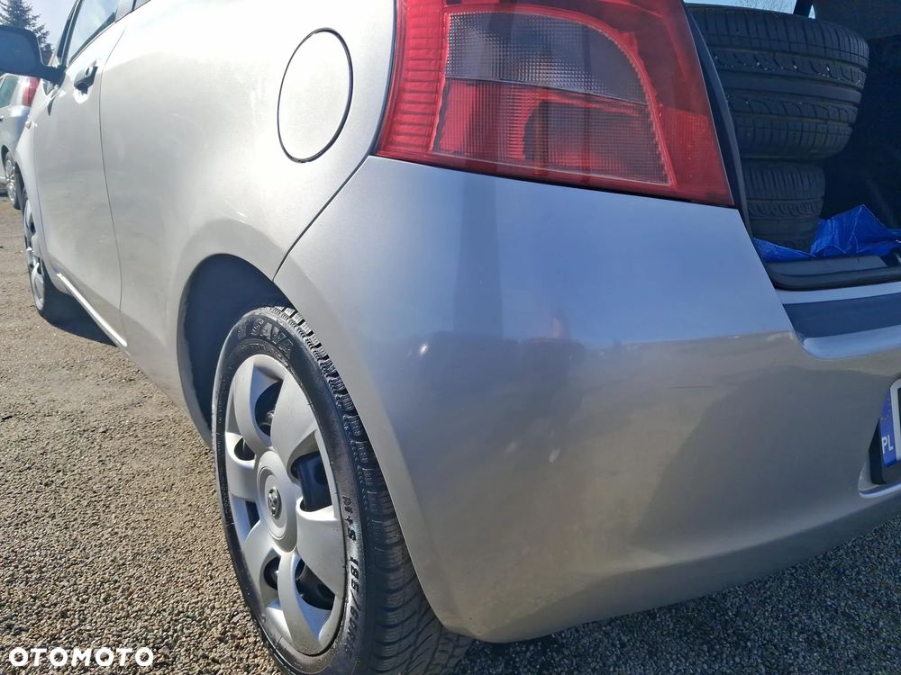 Toyota Yaris 1.3 Luna A/C - 28