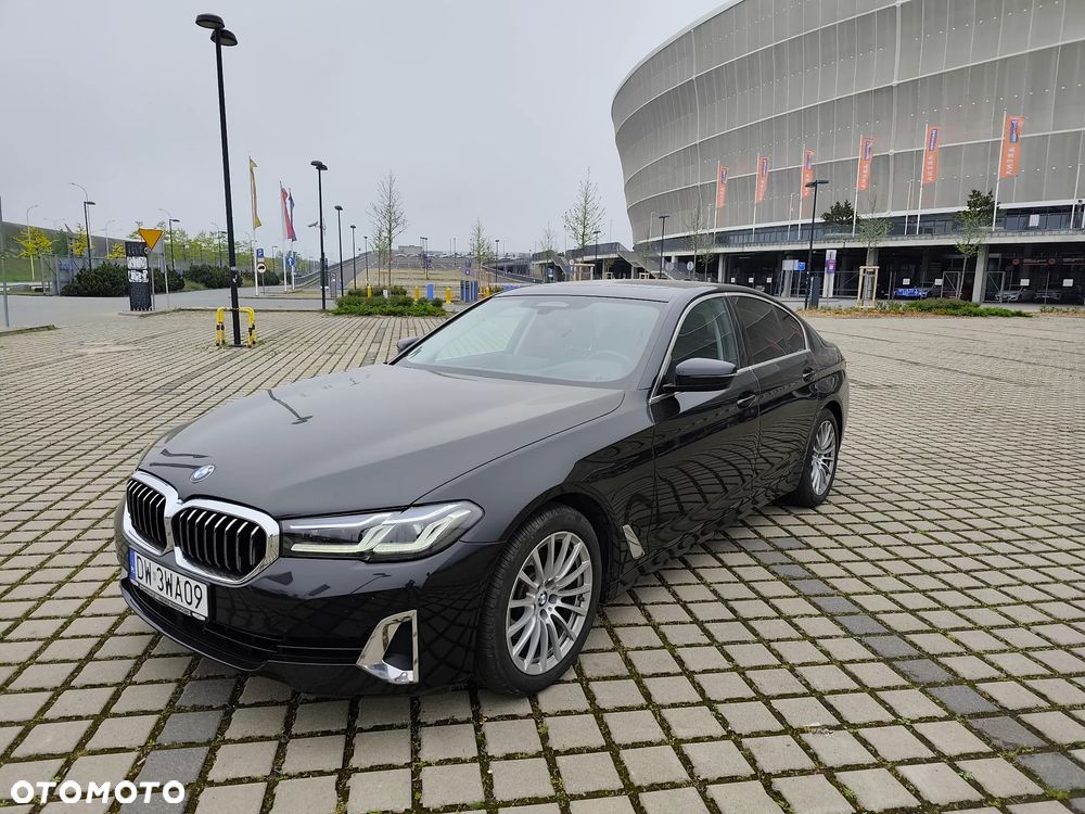 BMW Seria 5 520d xDrive Luxury Line - 1