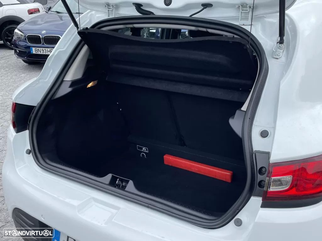 Renault Clio 1.5 dCi Zen - 17