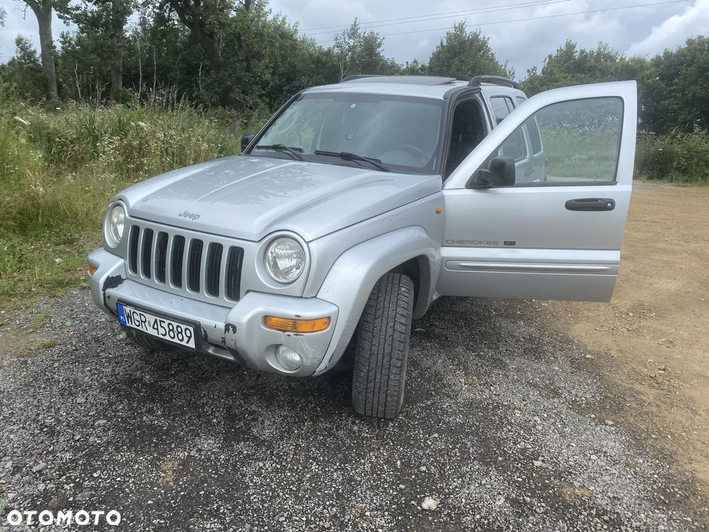 Jeep Cherokee - 1