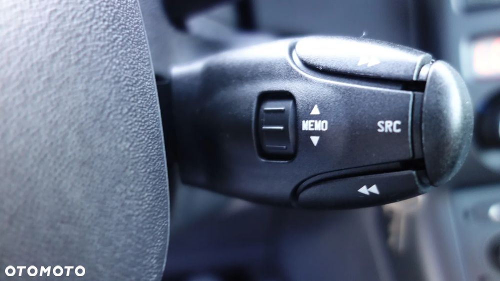 Citroën C3 Picasso 1.4i Exclusive - 22