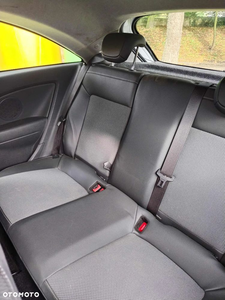 Opel Corsa 1.2 16V Limited Edition - 5