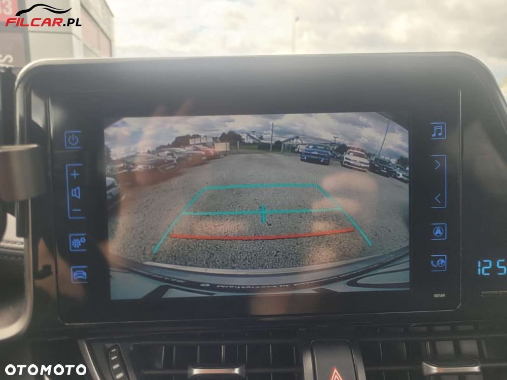 Toyota C-HR - 15