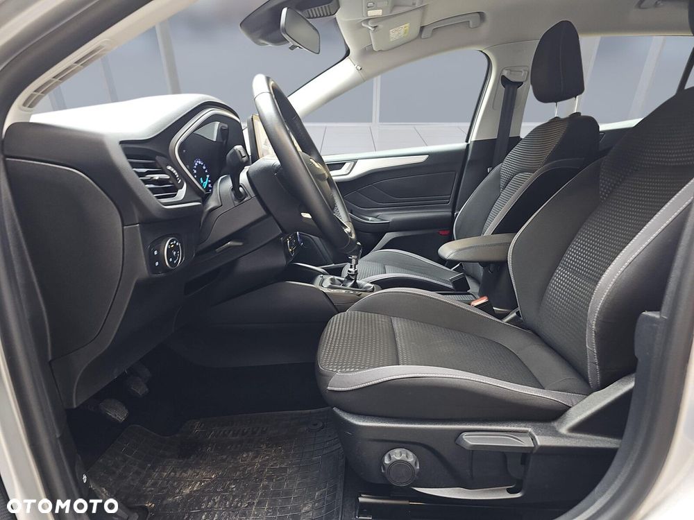 Ford Focus 1.5 EcoBlue Connected - 9
