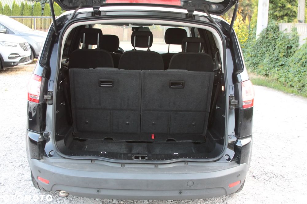 Ford S-Max 2.0 TDCi DPF Titanium - 17