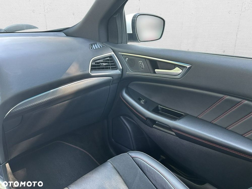Ford Edge - 15
