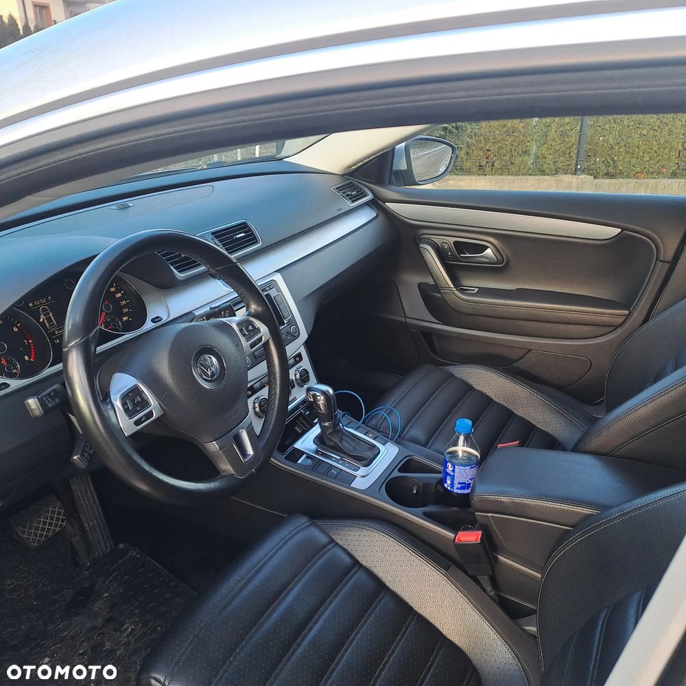 Volkswagen CC - 9