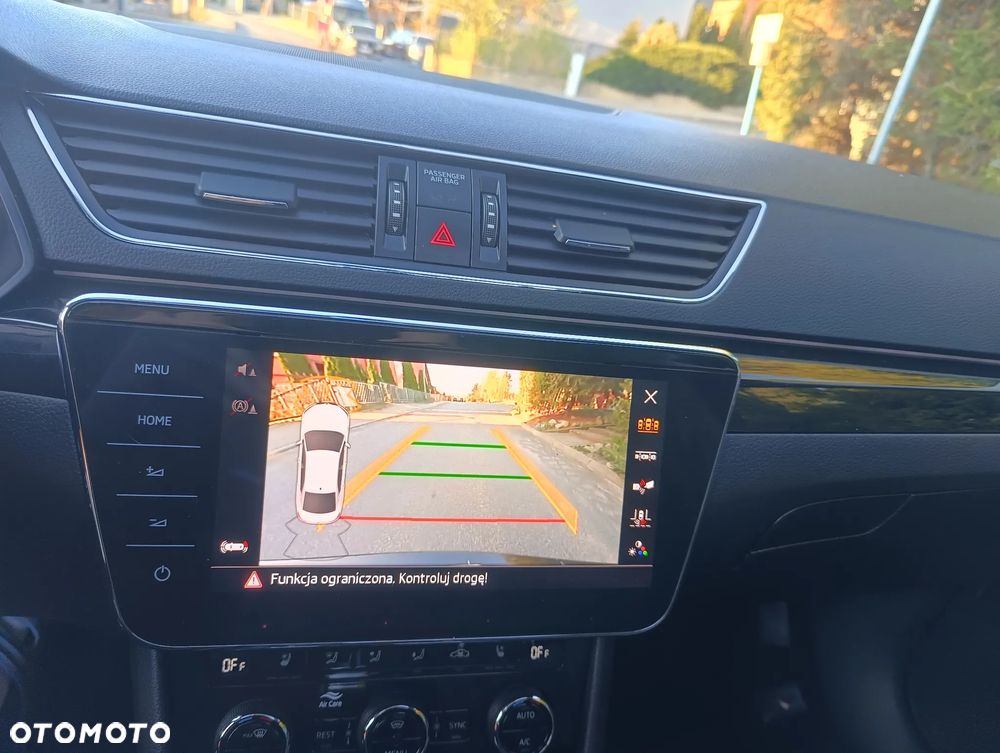 Skoda Superb 2.0 TDI DSG Premium Edition - 5