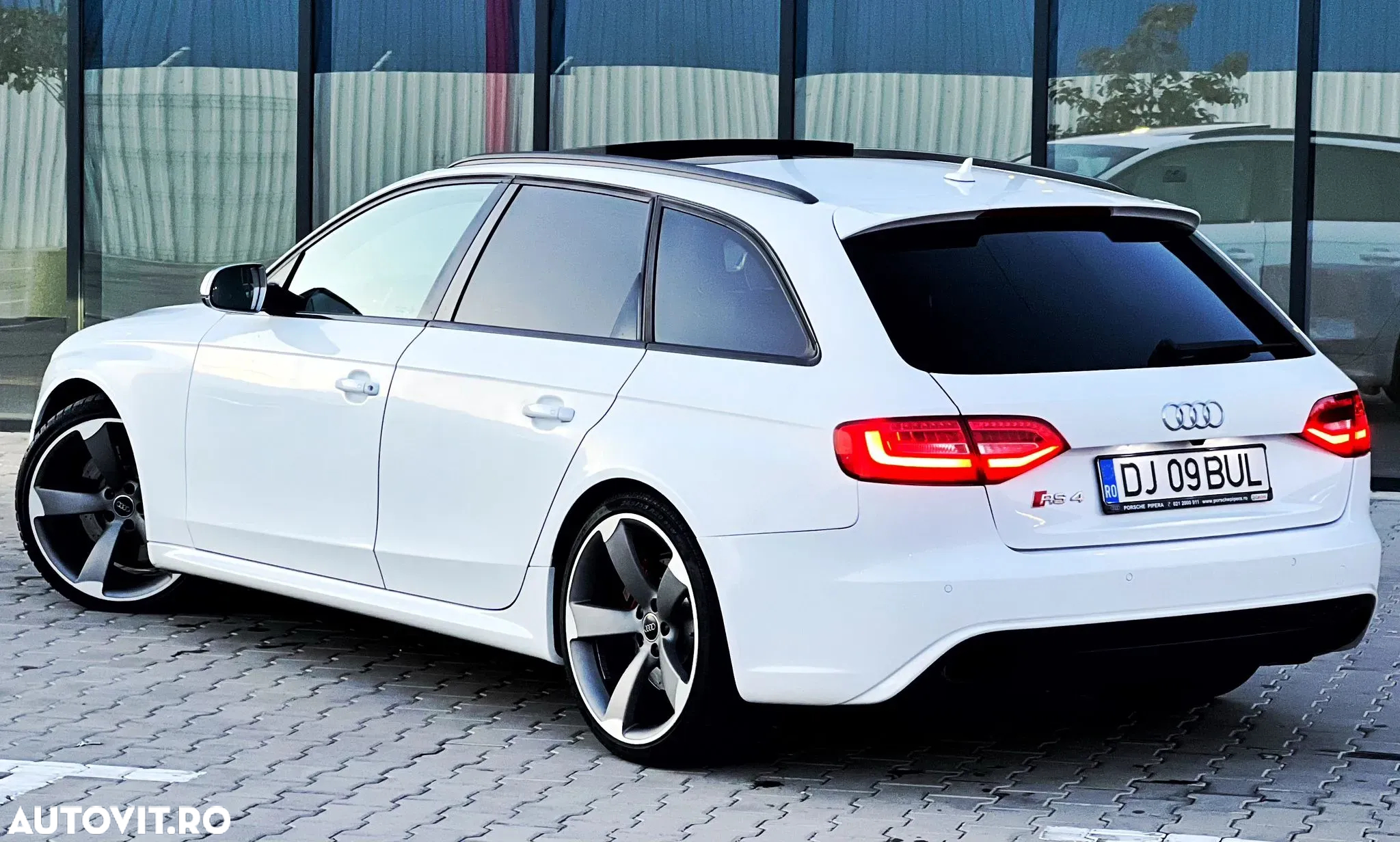 Audi RS4 Avant 4.2 FSI quattro Stronic - 3