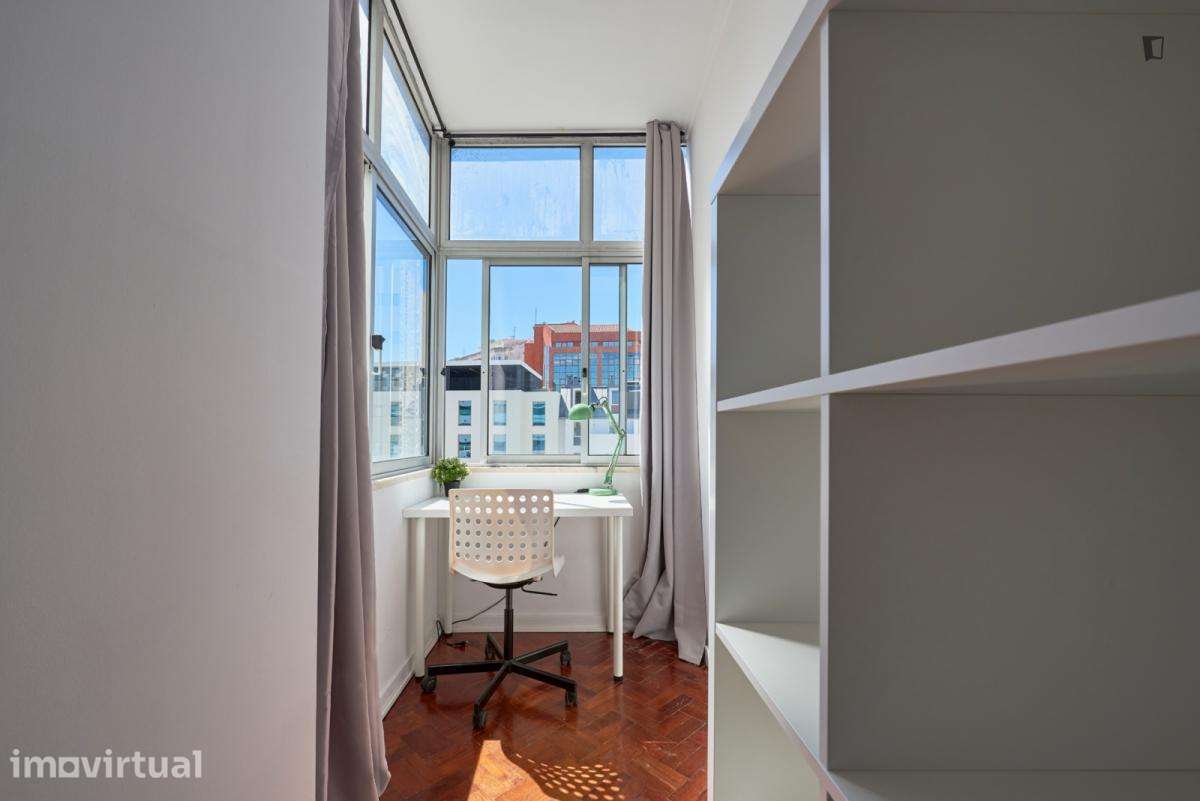 Quarto - localizado em Saldanha Lisbon - Grande imagem: 2/46