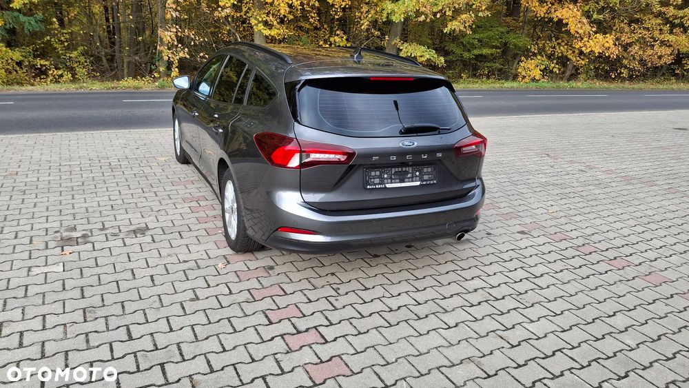 Ford Focus 1.5 EcoBlue Start-Stopp-System COOL&CONNECT - 12