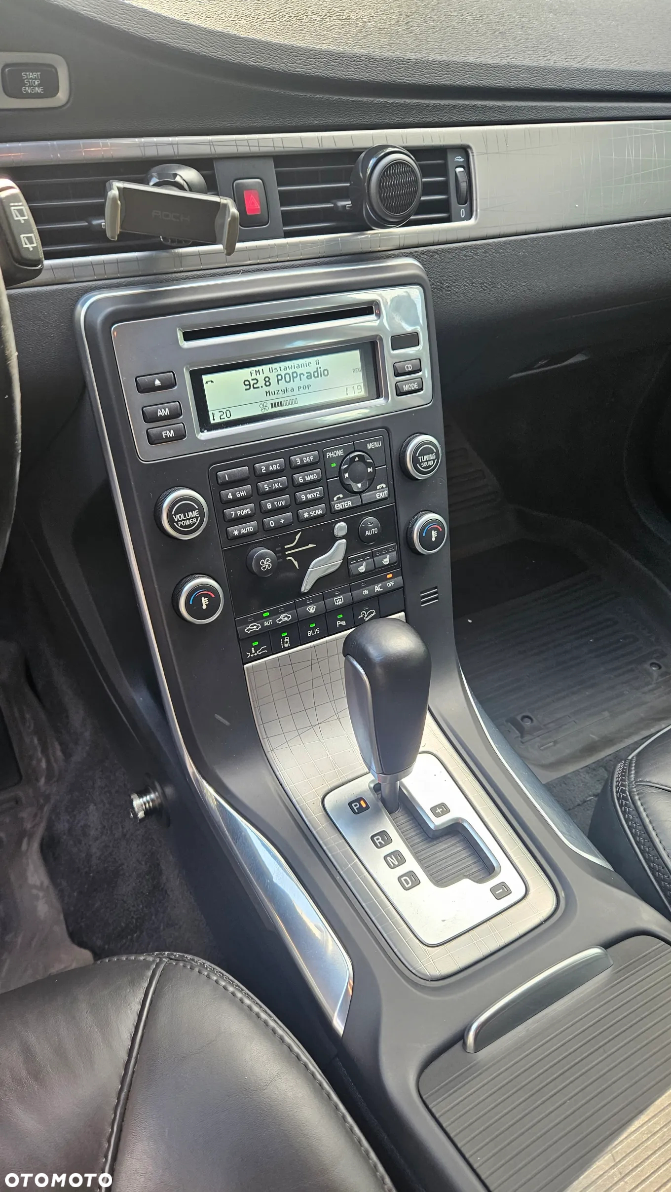 Volvo XC 70 - 8