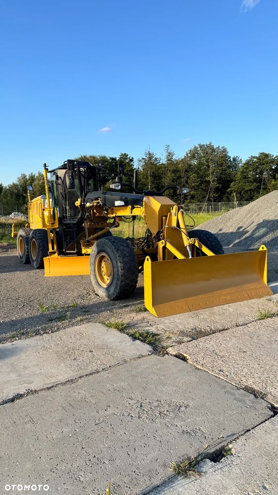 Caterpillar 120 M2 AWD - 1