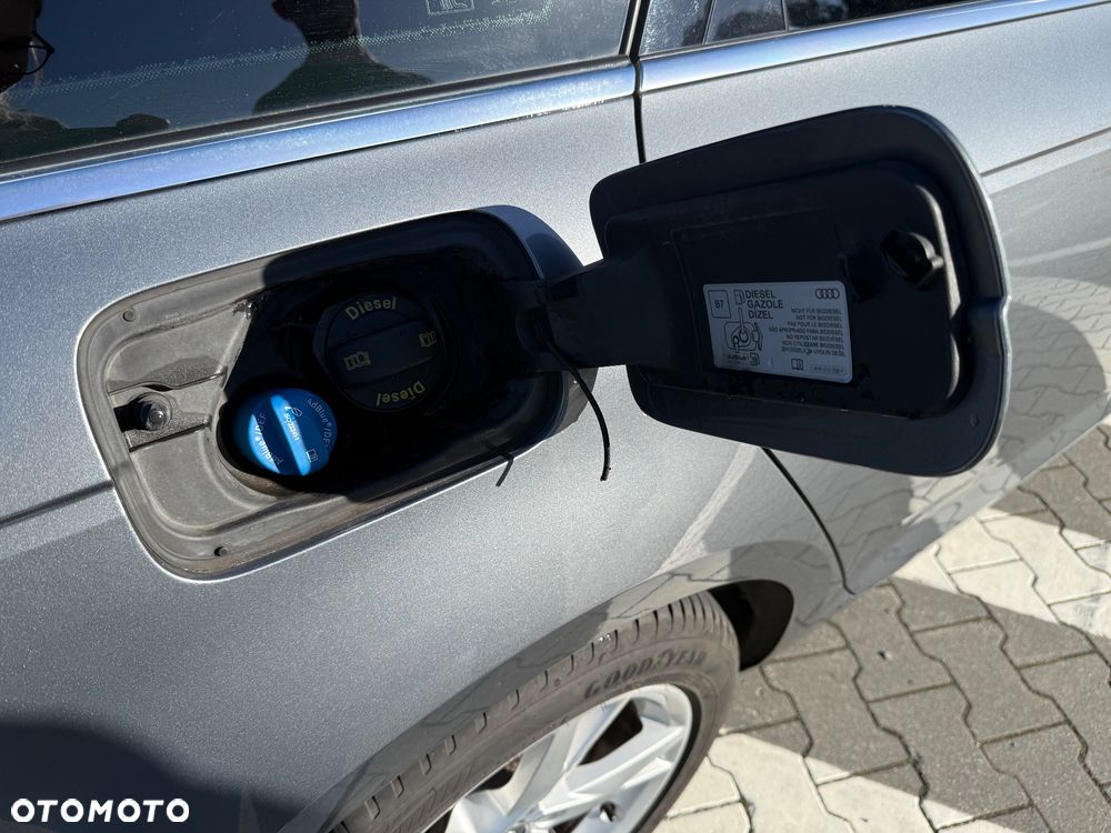 Audi A4 Avant 2.0 TDI DPF clean diesel multitronic Ambition - 24