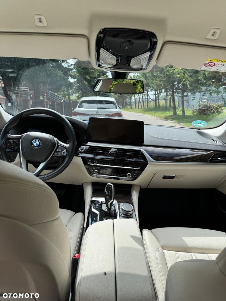 BMW Seria 5 520d xDrive MHEV Luxury Line - 3
