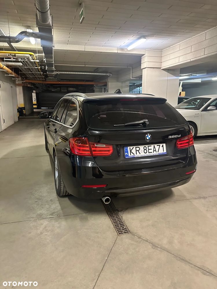 BMW Seria 3 320d Efficient Dynamics Edition - 4