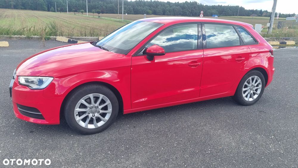 Audi A3 Sportback 1.4 TFSI Ambiente - 5