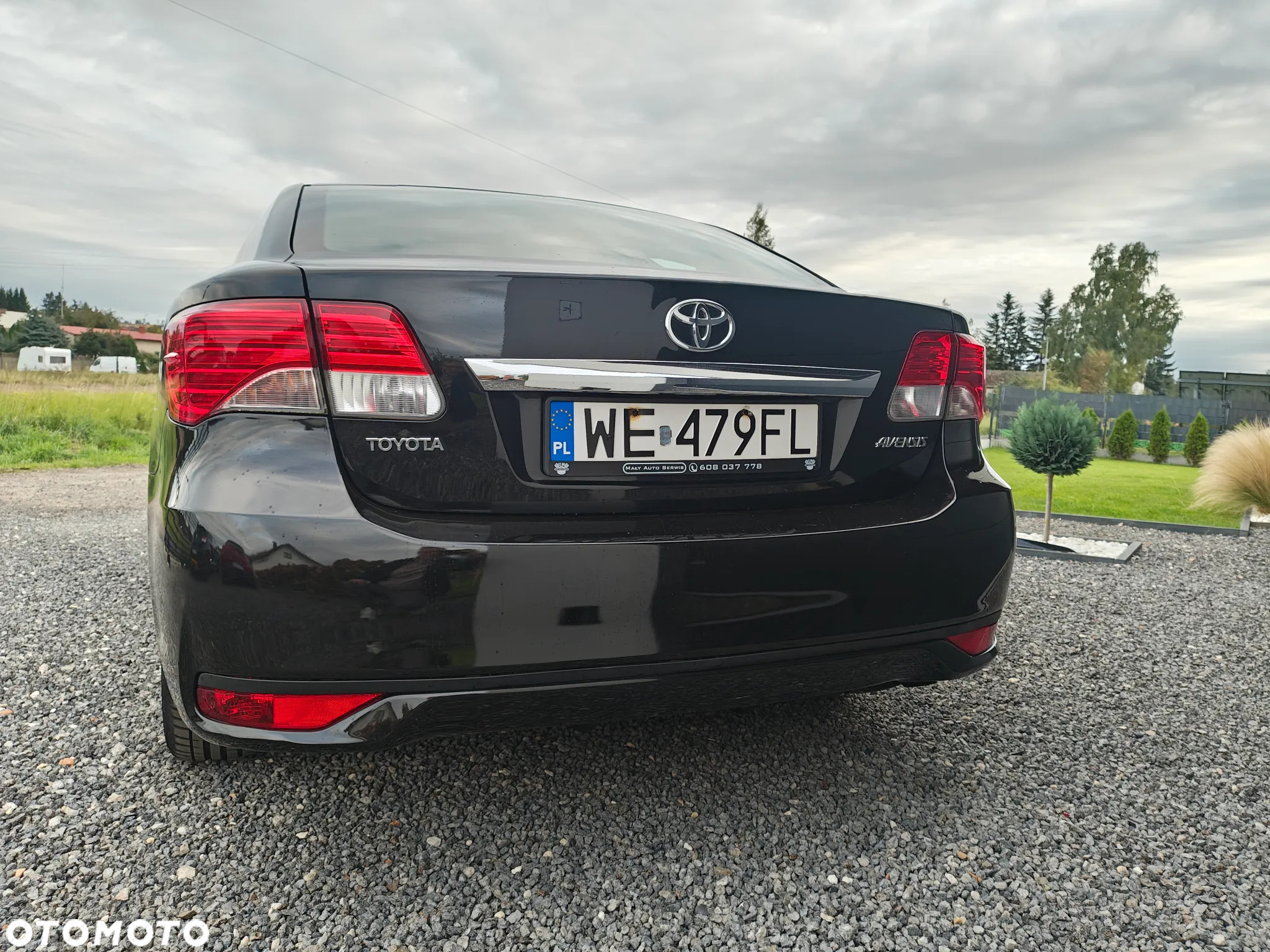 Toyota Avensis 1.6 Luna - 8