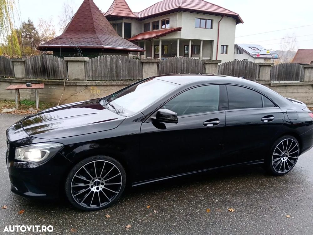 Mercedes-Benz CLA Shooting Brake 220 d 7G-DCT AMG Line - 25