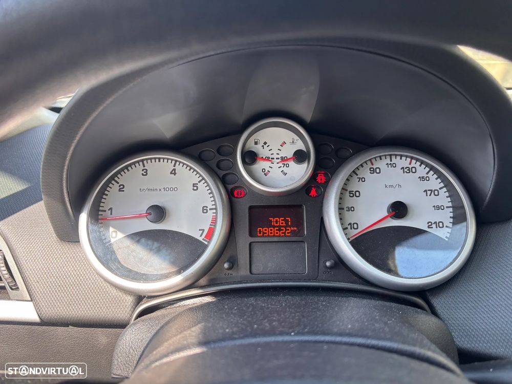 Peugeot 207 SW 1.4 Trendy - 13