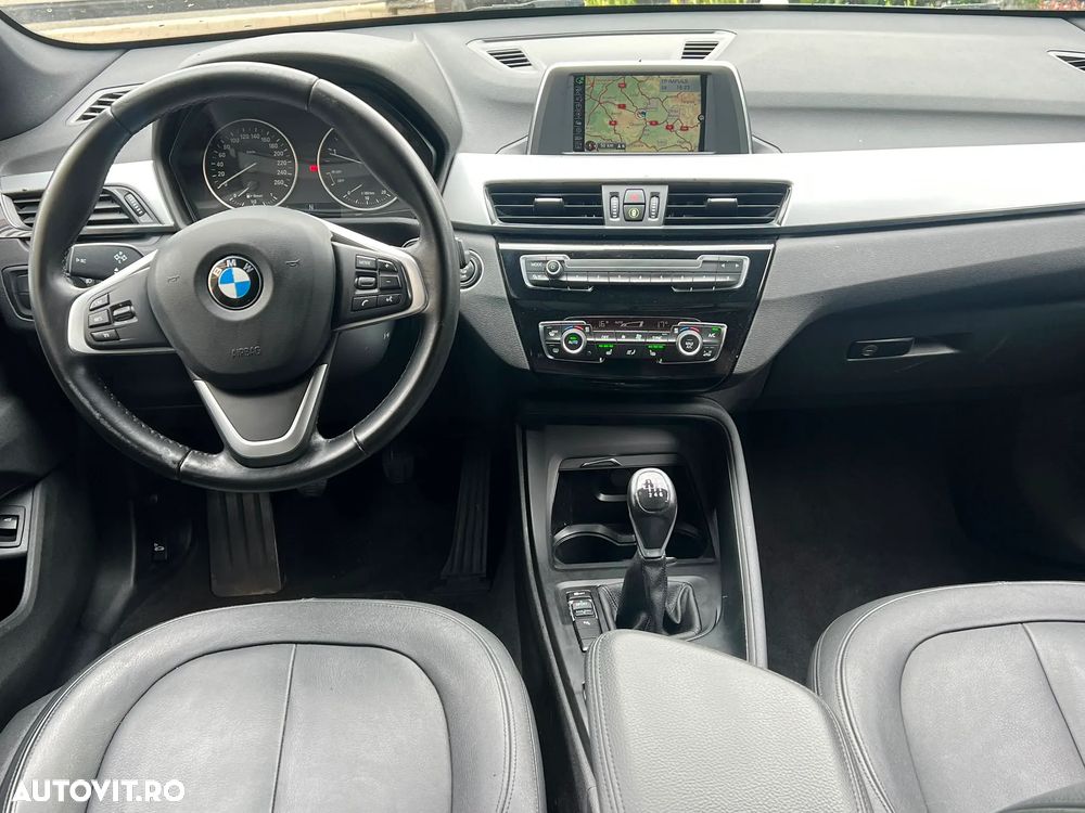 BMW X1 sDrive18d xLine - 3