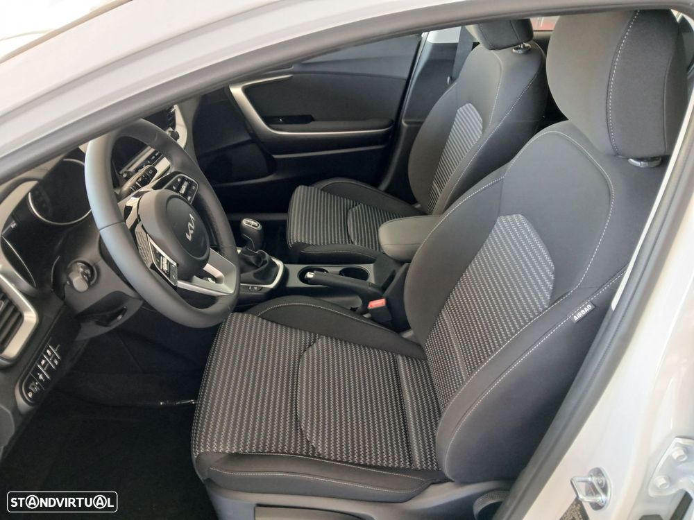 Kia XCeed 1.0 T-GDI Dynamic - 6