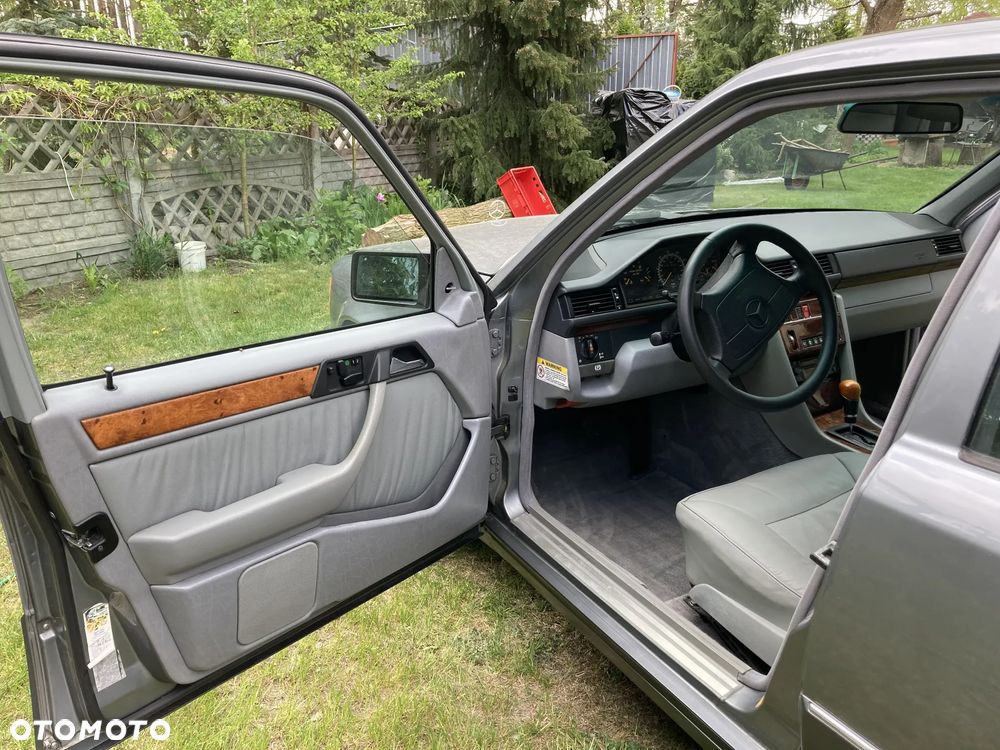 Mercedes-Benz W124 (1984-1993) - 6