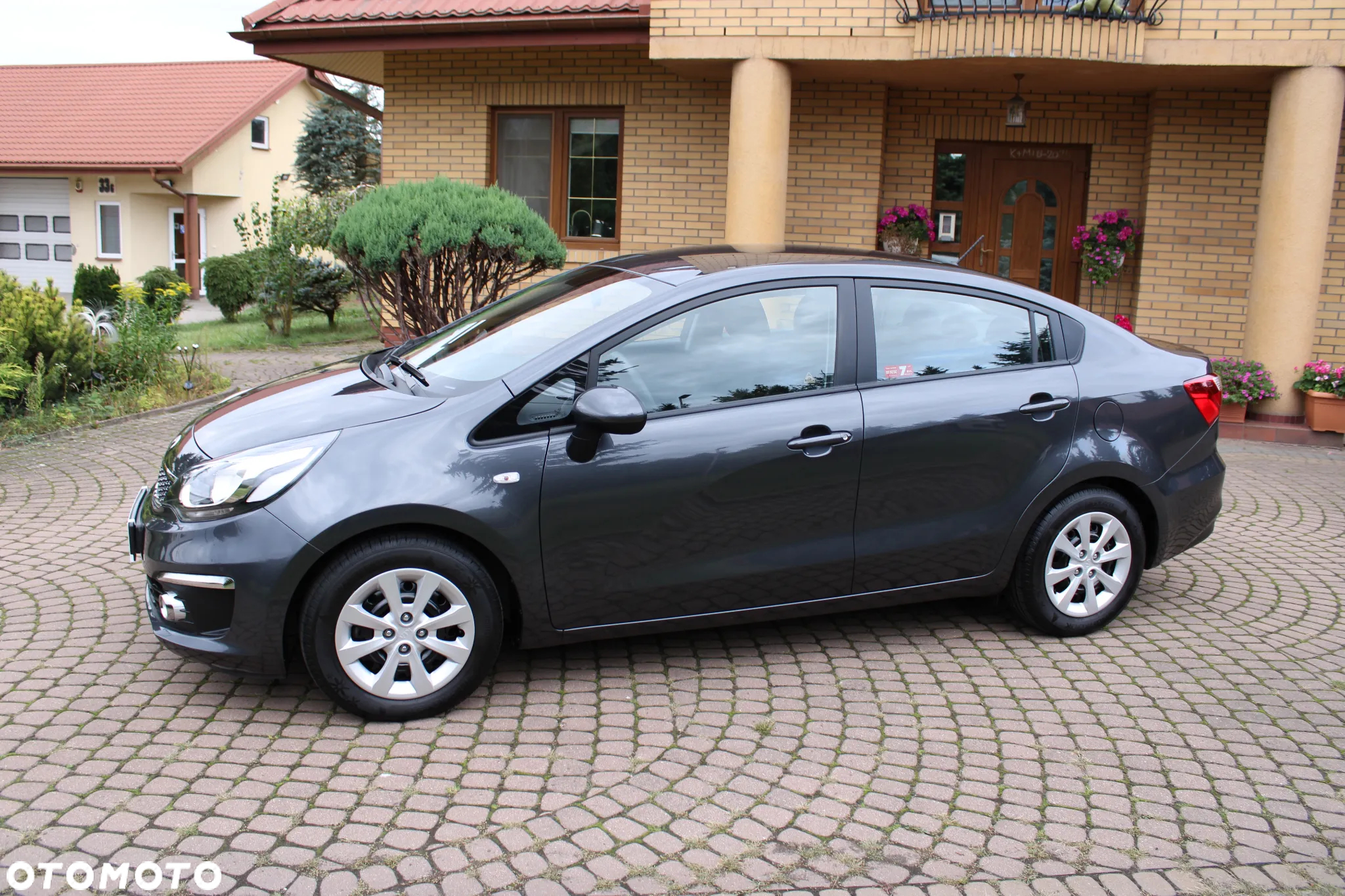 Kia Rio 1.4 M - 5
