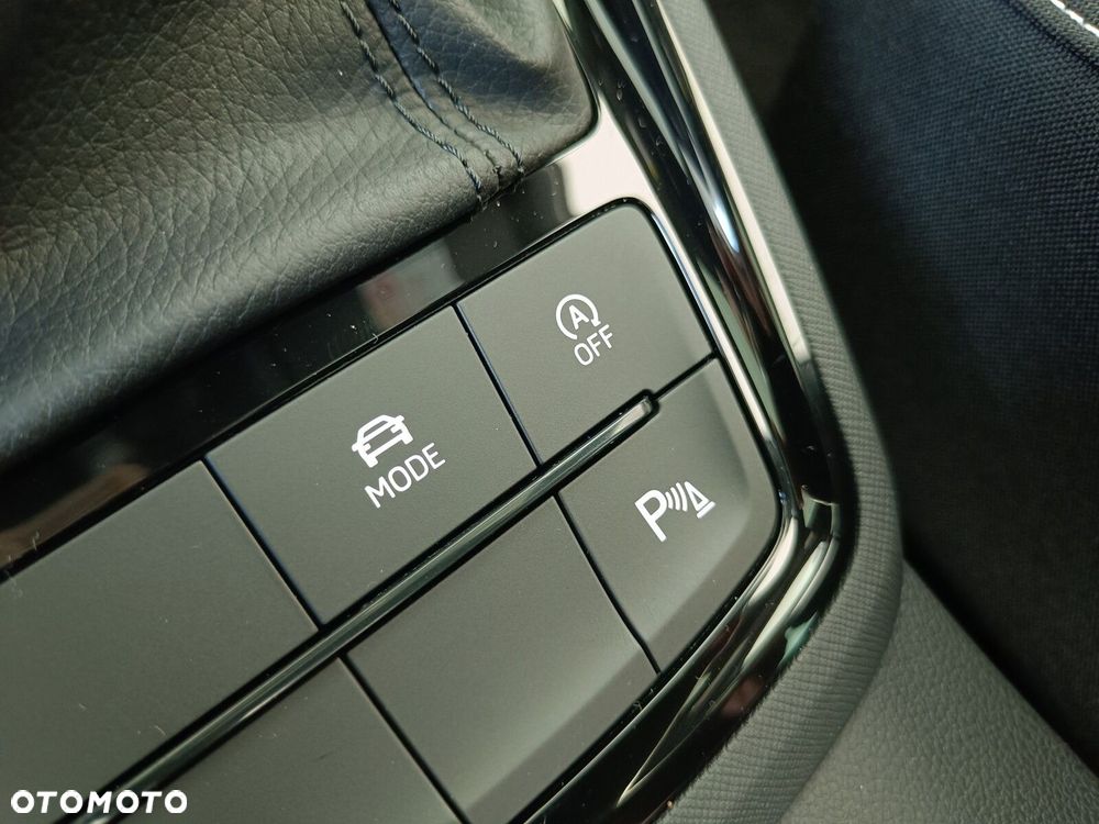 Skoda Kamiq 1.5 TSI Monte Carlo DSG - 12