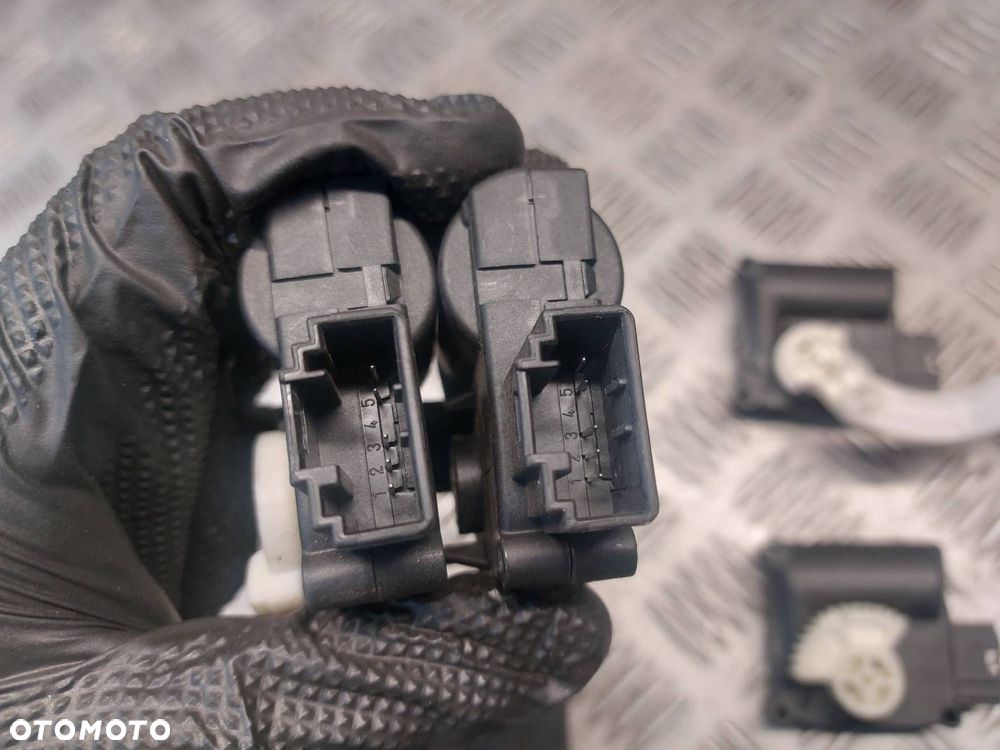 SILNICZKI NAGRZEWNICY KOMPLET AUDI A6 C6 4F0820511A 4F0820511B - 9